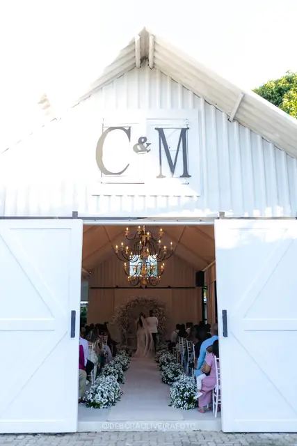 Wedding ceremony at Celeiro Blanc, Rio de Janeiro