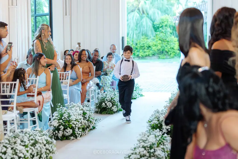 Wedding ceremony at Celeiro Blanc, Rio de Janeiro