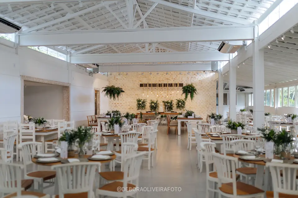 Wedding decor at Celeiro Blanc, Rio de Janeiro