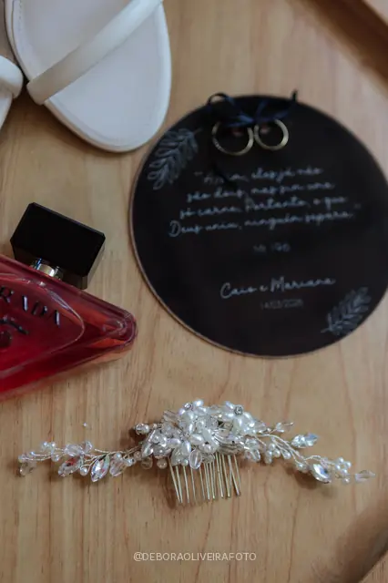 Details from Mariana and Caio's wedding at Celeiro Blanc