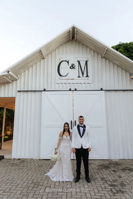 Mariana and Caio at Celeiro Blanc, Rio de Janeiro