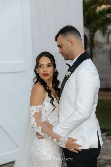 Mariana and Caio at Celeiro Blanc, Rio de Janeiro