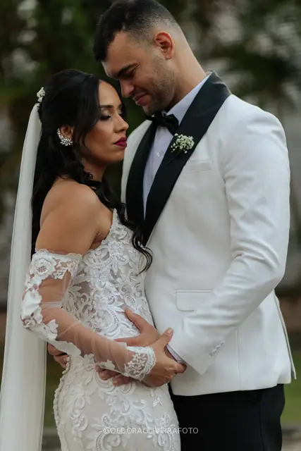 Mariana and Caio at Celeiro Blanc, Rio de Janeiro