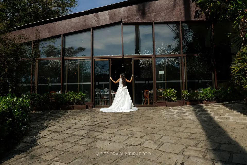 Retrato da noiva Nicole no Green House, Ilha do Governador
