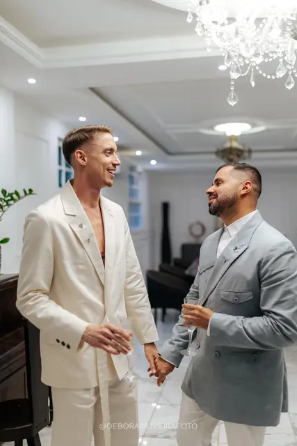 Kimi e Rodrigo antes da cerimônia na Villa Cecília