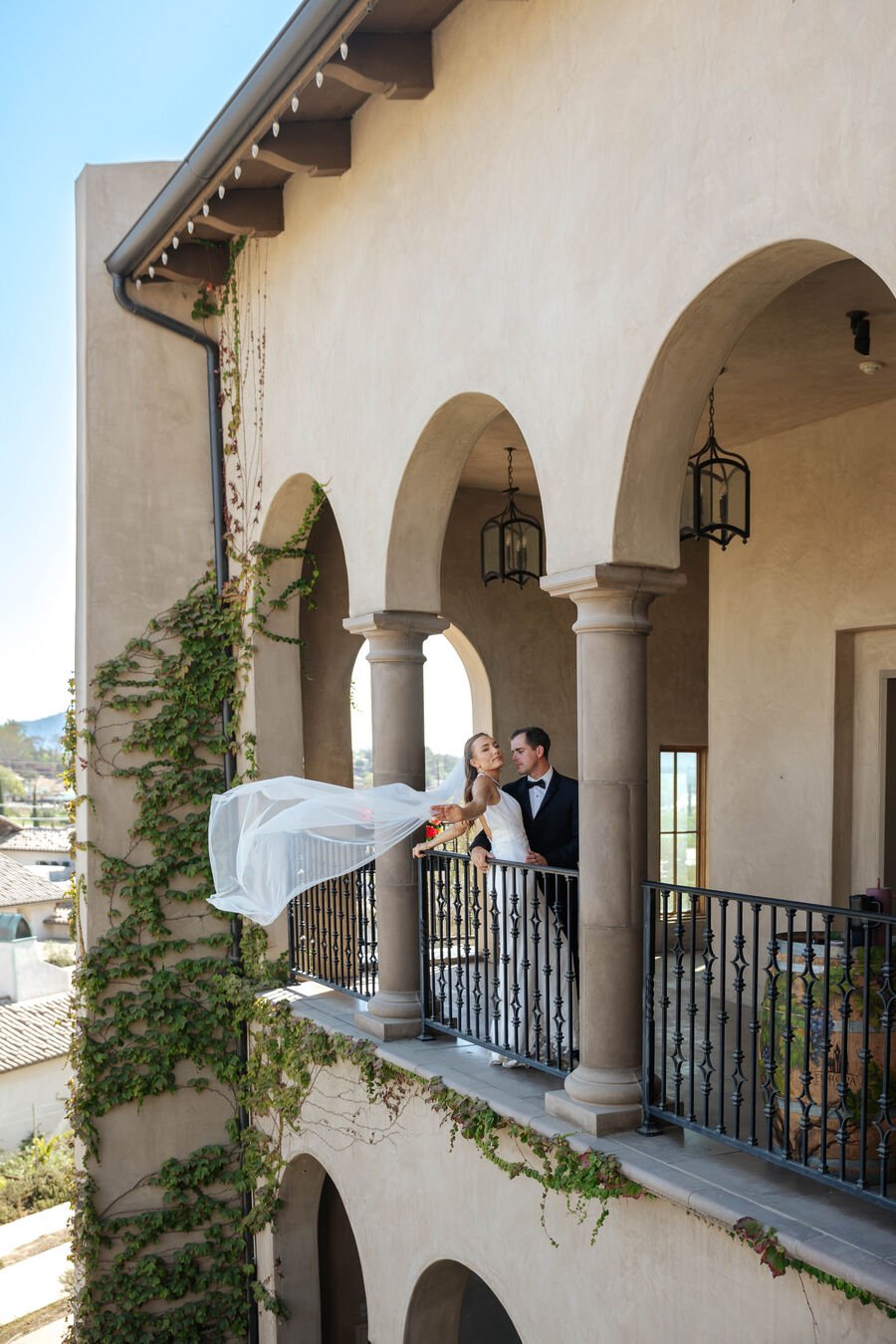 Noiva com véu, destination wedding em Temecula
